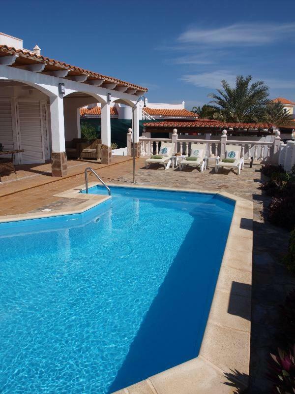 Villa Valerie Costa De Antigua Eksteriør bilde
